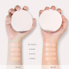 Espoir Be Glow Volume Cushion Petal compact open for travel-friendly use.