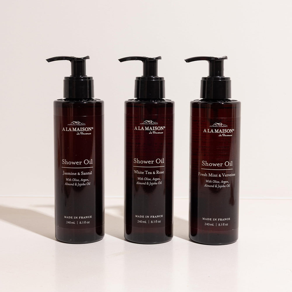 A LA MAISON France-crafted label conveys premium quality and refined sensorial experience.