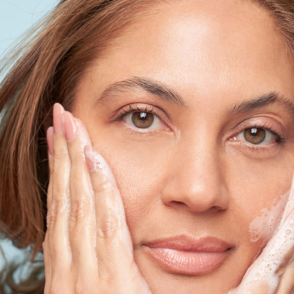 AbsoluteJOI all-skin-types friendly cleanser suitable for daily routine.