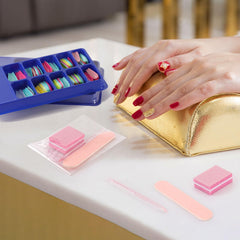 acDesign disposable kit with professional design for easy at-home manicures
