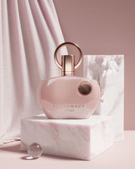 Afnan Supremacy Pink packaging and bottle display, ideal for gifting