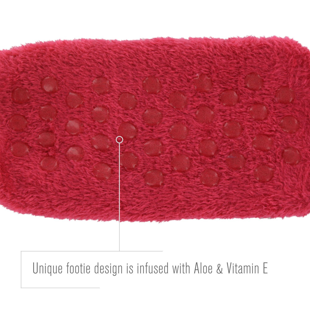 Close-up of plush knit and aloe infusion in Airplus footie