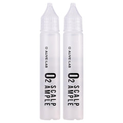 ALIVE:LAB ALIVELAB O2 bottle pour for refreshing scalp hydration.