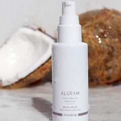 ALURAM Coconut Water Shine Serum application on hair for frizz control