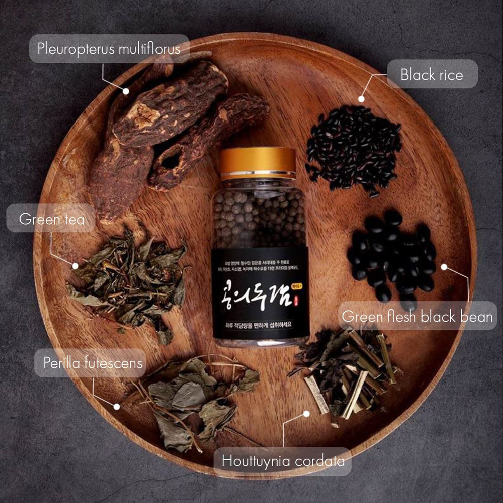 Antique Alive ROOTONIX pellets being dispensed to illustrate easy daily chew intake.