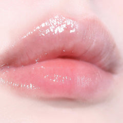 AOU GLOWY TINT BALM natural ingredients highlight with fruit extracts