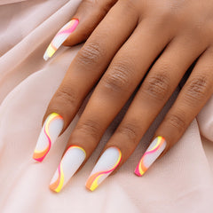 APRÉS Gel Couleur with Brush-X in bottle demonstrates precise color control