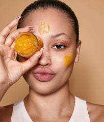 ArabelsNaturals Turmeric Aloe Mask brightens and hydrates skin.