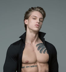 Avenue Man Sleek Finish slick-back look demonstrating controlled shaping and hold