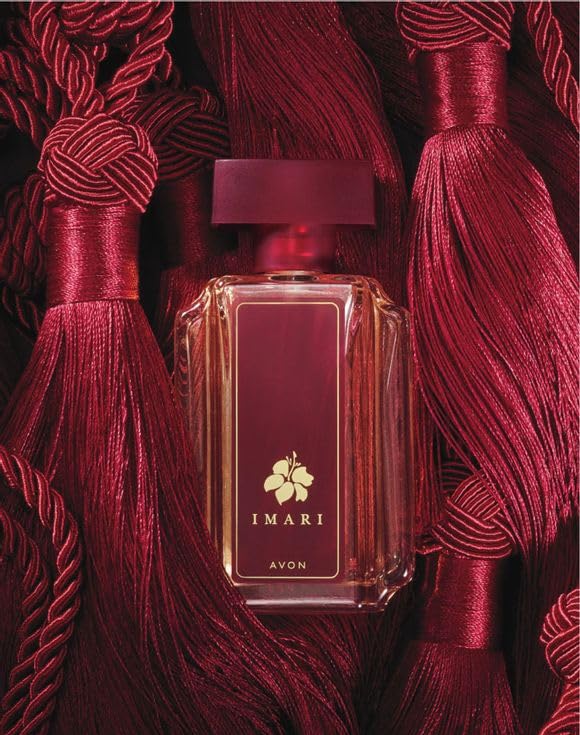 AVON Imari jasmine-heart highlight evokes warmth, perfect for date nights.