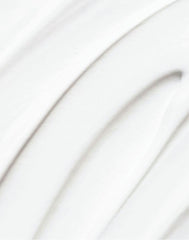 Rare Pearls texture close-up reveals creamy moisture that absorbs easily.