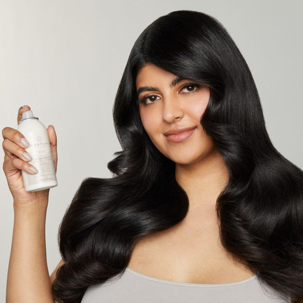 Awapuhi Wild Ginger Shine Spray luminous finish for radiant hair and versatile styling.