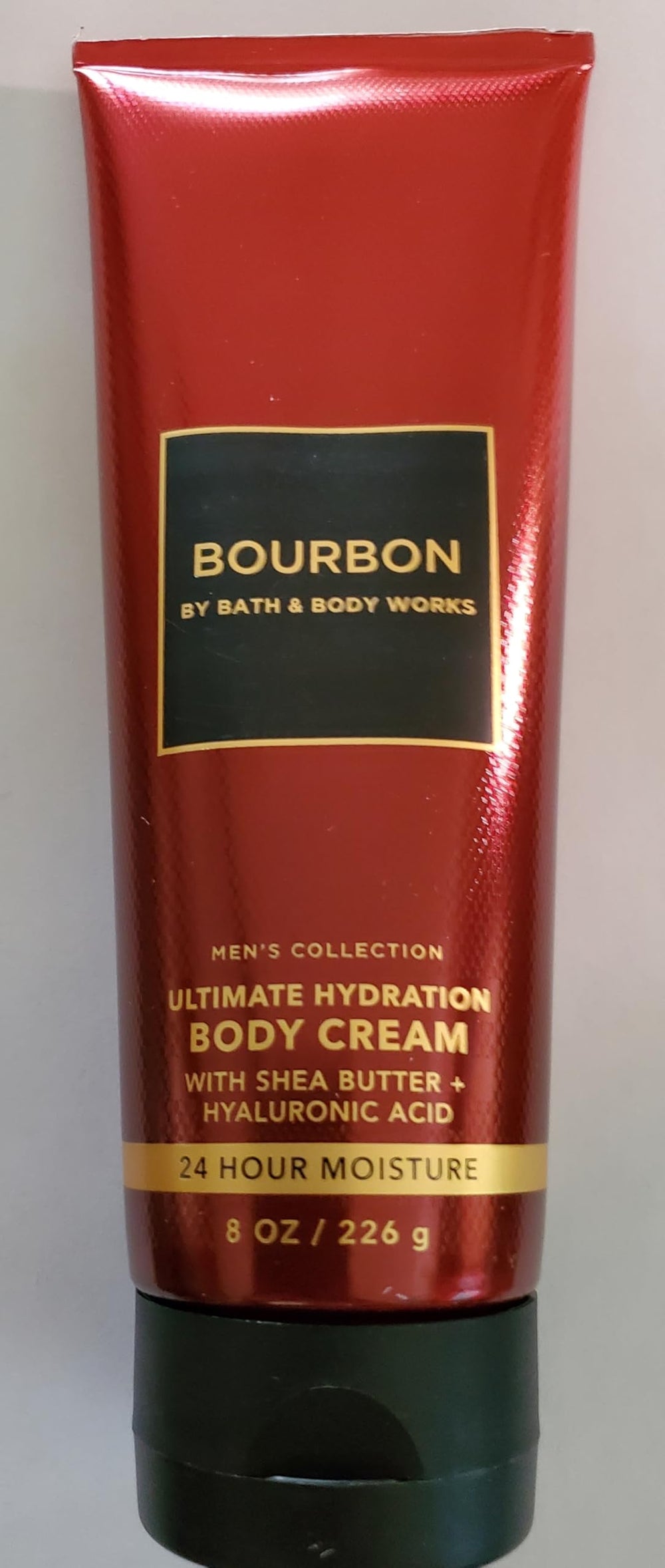 Bath & Body Works Bourbon set packaging showcases a bold, gift-ready grooming duo.