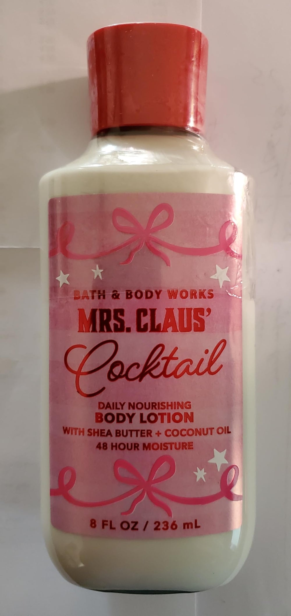 Bath & Body Works Mrs Claus set packaging gift-ready display.