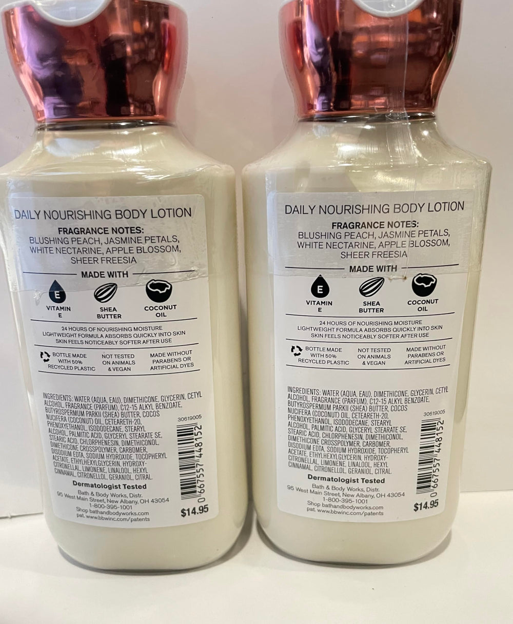 Bath & Body Works Platinum lotion bottle for smooth, pampered skin