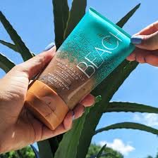 Bath and Body Works At the Beach scrub packaging may vary