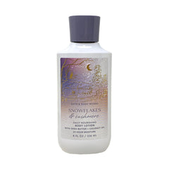 Bath & Body Works Snowflakes & Cashmere gift set packaging adds elegant gifting appeal.