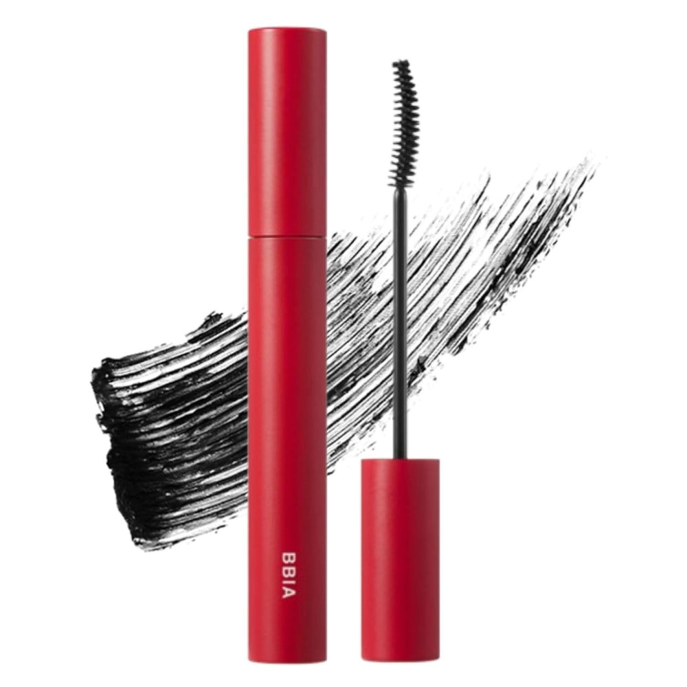 BBIA Never Die Mascara Extreme close-up brush for precise curling.