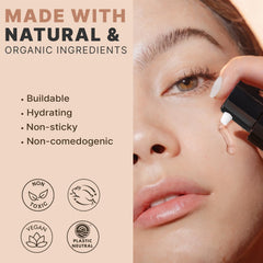 Setting in 5 to 10 minutes after cleansing on the skin.