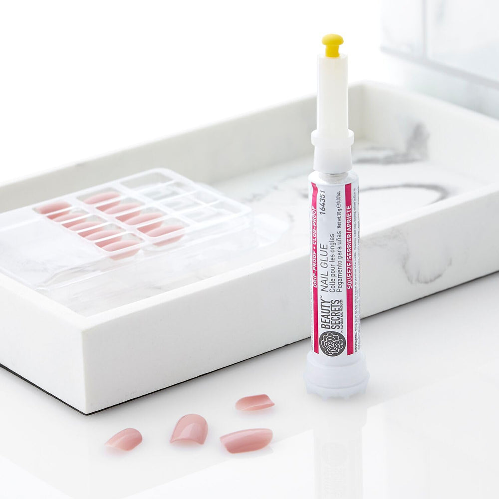 Beauty Secrets Nail Glue quick-drying formula for speedy nail enhancements