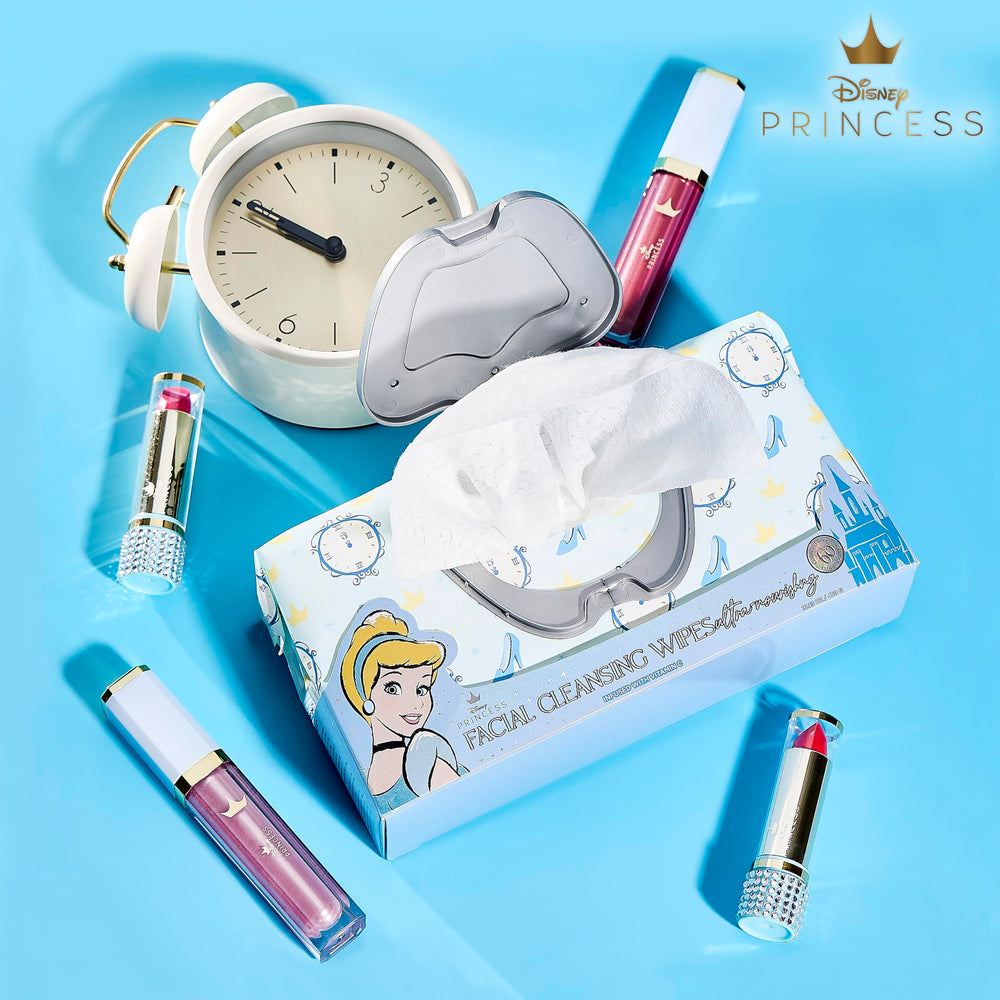 Belle Maison Disney Princess makeup set includes 10 essential products for complete looks.