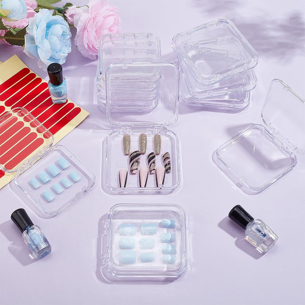 BENECREAT clear plastic material highlights lightweight, portable storage