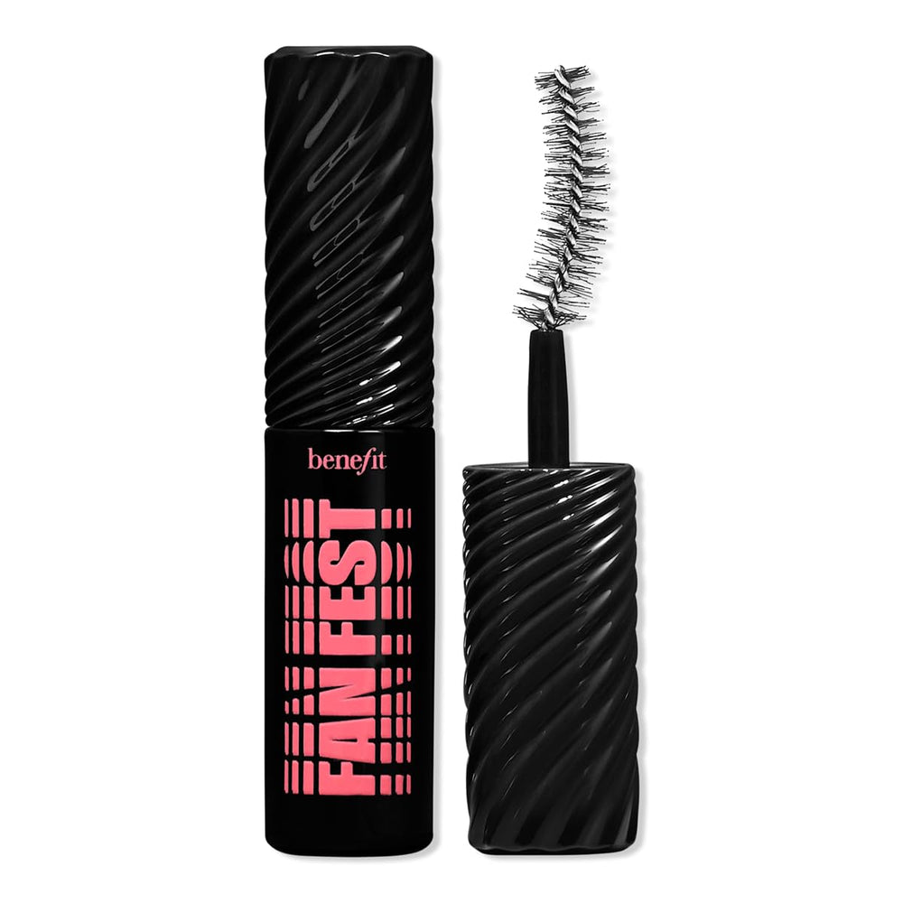 Benefit Fan Fest Mascara Cranberry Extract nourishes lashes with fatty acids
