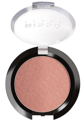 Bissú Blush 23 Peony powder adds vibrant color for a healthy glow and easy blending.