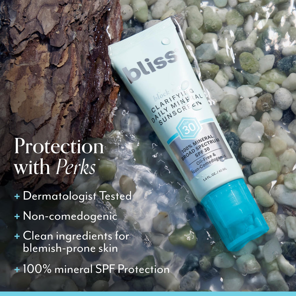 Mineral base with zinc oxide in Bliss Block Star for protection