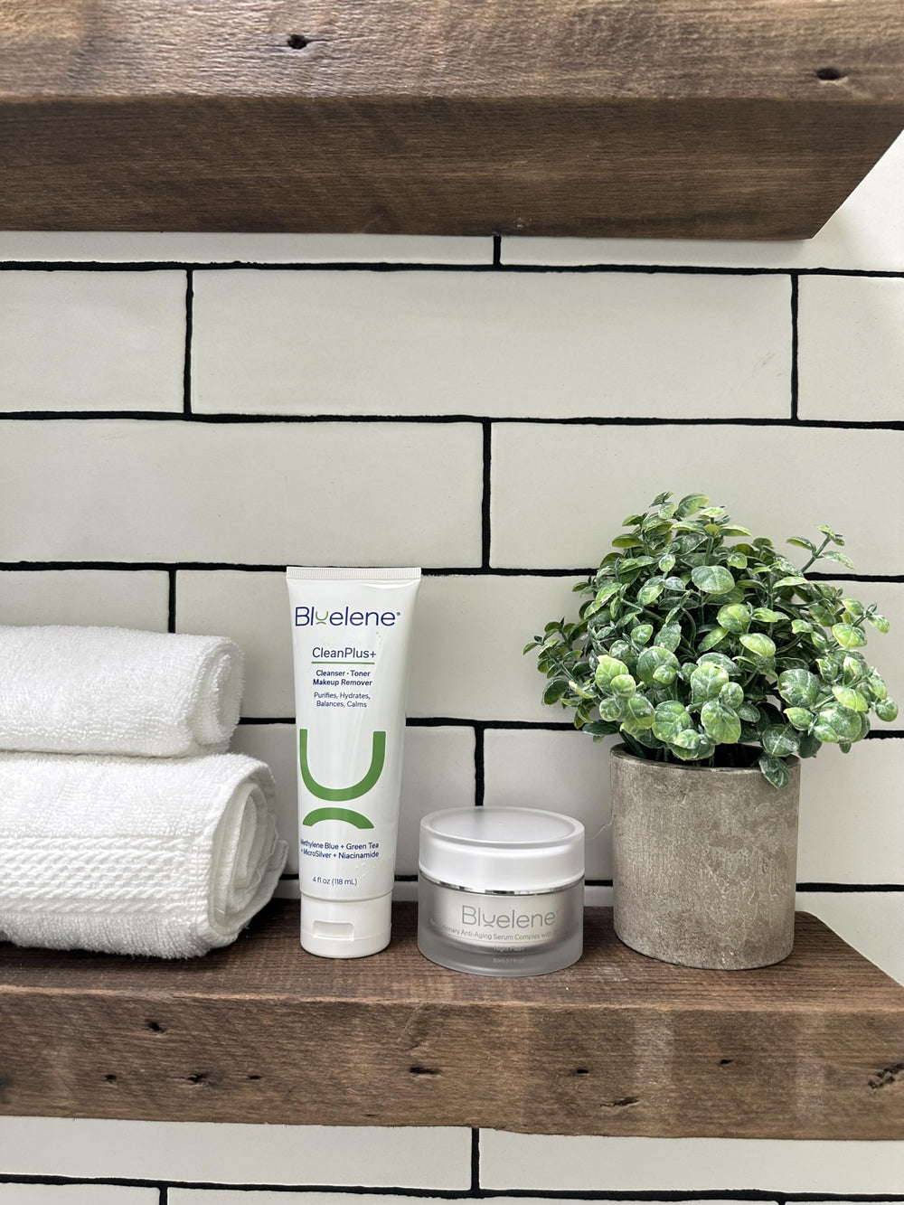 Bluelene CleanPlus+ post-cleanse glow and refreshed skin