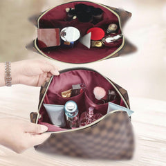Bopomofo coin purse offers compact storage for coins and small items.