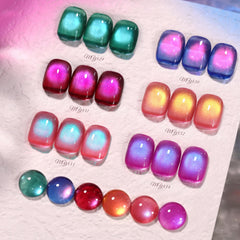Born Pretty Cat Magnetic Eye Gel Pink bottle delivers vibrant shimmer for DIY nails.