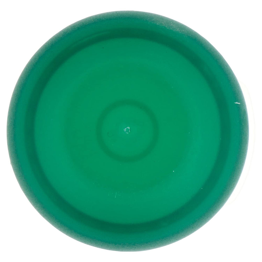 Borotalco roll-on on skin provides a dry, cool-feeling finish.