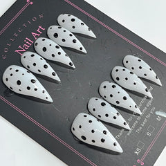BRKYKGK alcohol pads included helps prep nails before application