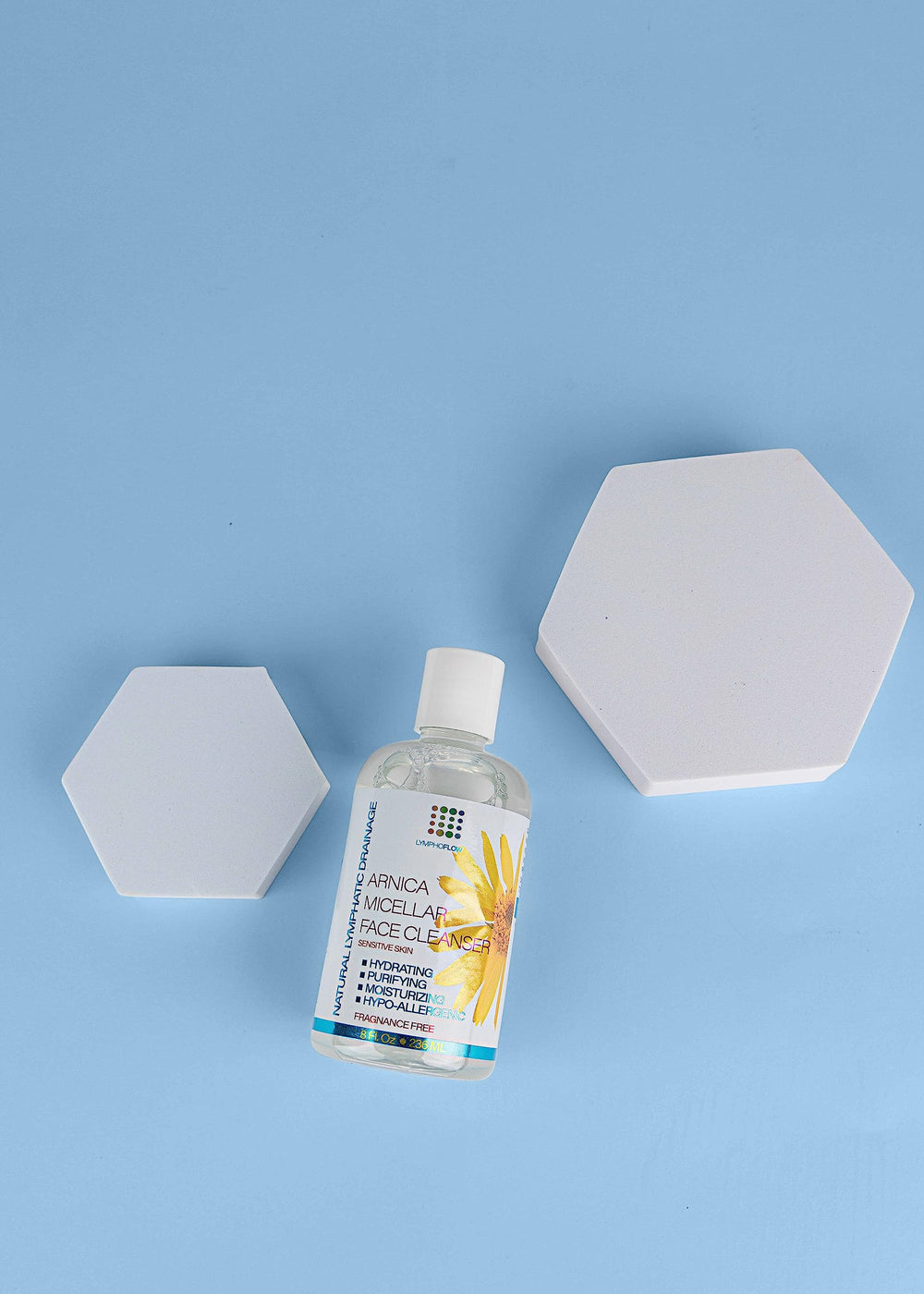 Bruizex Arnica Micellar Water bottle detail highlighting product design.