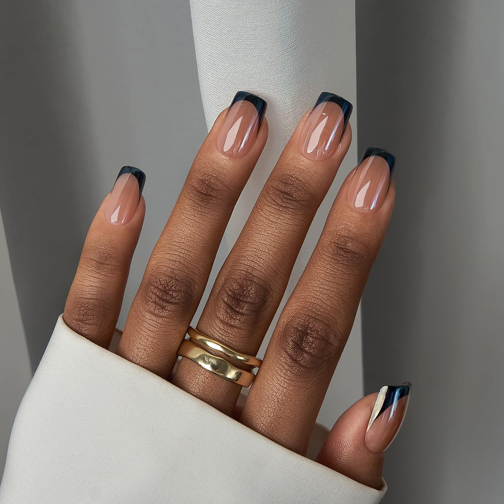 BTArtbox Braveheart short square nails with a glossy glazed finish for everyday wear.