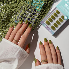 BTArtbox Moss Muse glue tube shown for strong hold during application.