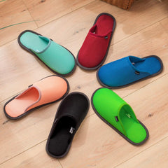 BUGUKI Spa Slippers size range from S to XL for everyone.
