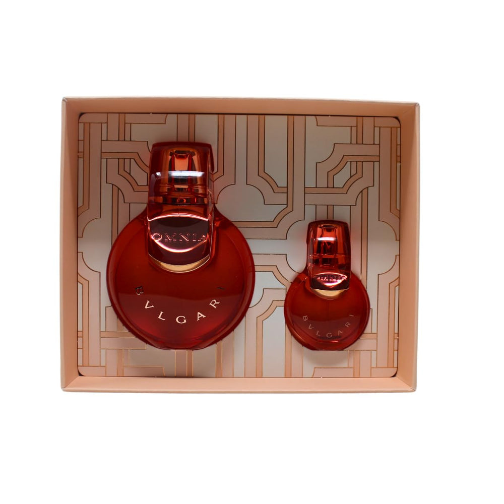 BVLGARI Omnia Coral bottle closeup, showcasing a luminous, everyday-ready fragrance.