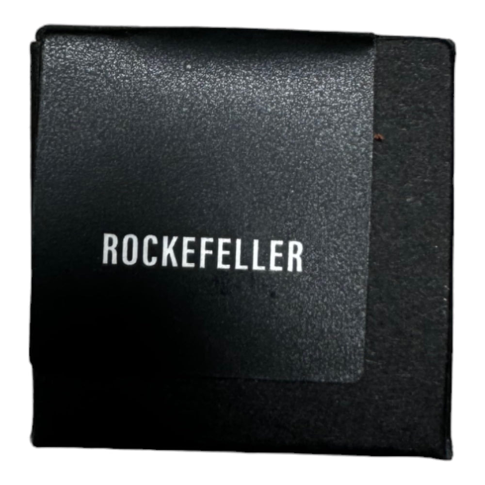 By Mario SuperSatin Rockefeller worn during daily makeup routine.