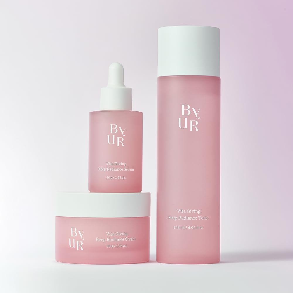 ByUR Vita Giving Keep Radiance Serum texture close-up showing silky fast-absorbing formula