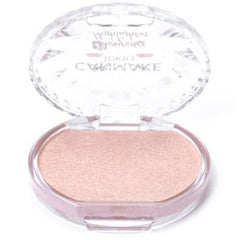 CANMAKE Munyutto Highlighter creates a radiant glow for natural-looking luminosity.