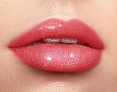 Catkin Moist Lipstick packaging appears sleek and premium