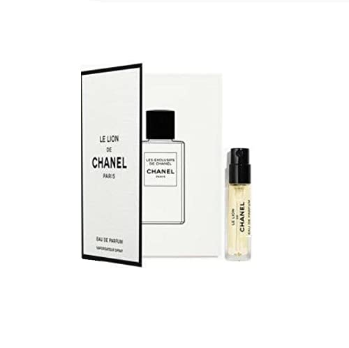CHANEL Le Lion mini vial spray for on-the-go fragrance, travel-friendly and discreet.