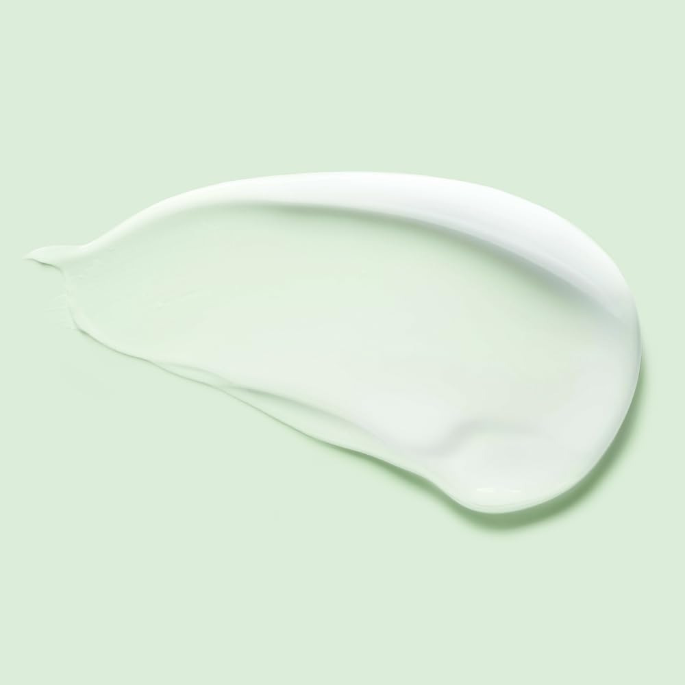 Glycerin and panthenol detail in CICA GO cream emphasizing hydration.