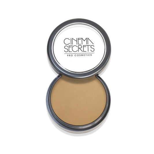 Cinema Secrets foundation bottle close-up showing buildable coverage for a natural finish.
