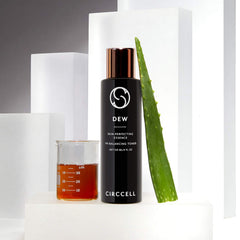 CIRCCELL Dew décolleté usage demonstrates versatile application beyond the face.