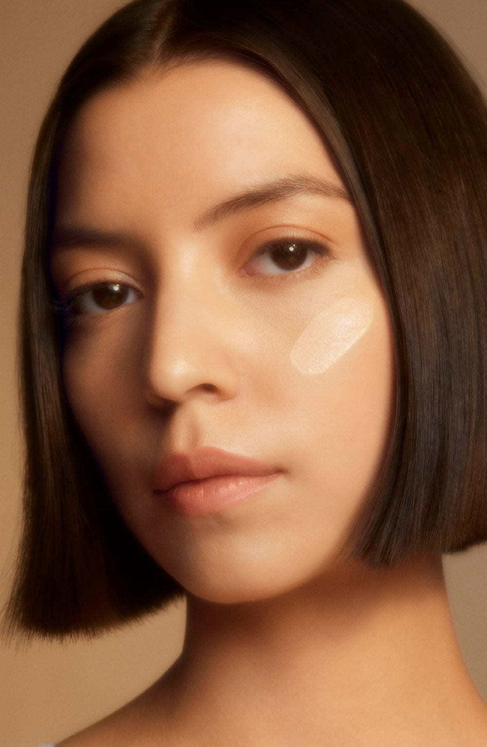 Close-up of radiant, buildable finish from Clé de Peau Beauté foundation