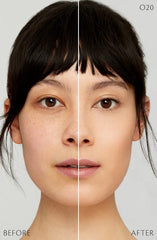 Cle de Peau Radiant Fluid Foundation O20 packaging box highlights premium design.