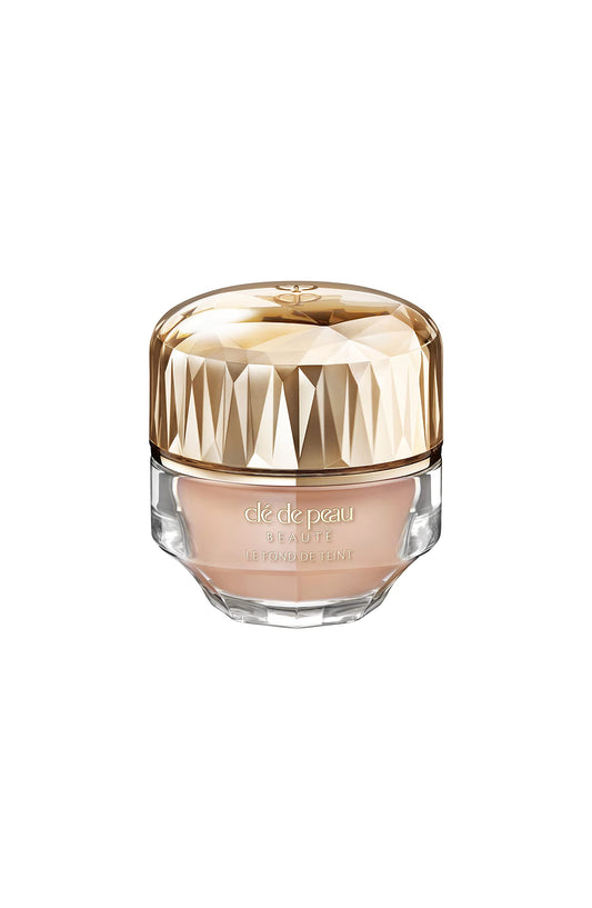 Clé de Peau Beauté foundation bottle close-up showing premium design and radiant finish.